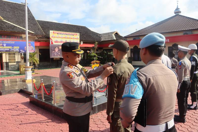 Operasi Patuh Telabang 2025 Dimulai, Kapolres Barito Utara Pimpin Apel Gabungan Gelar Pasukan