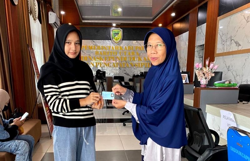 Permudah Masyarakat, Dinas Dukcapil Perpanjang Jam Pelayanan Adminduk