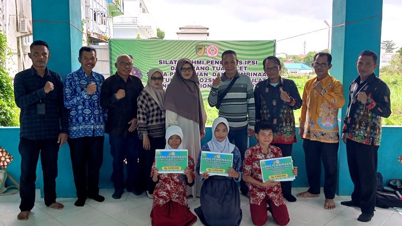 IPSI Barito Utara Salurkan Dana Pembinaan Atlet Pelajar