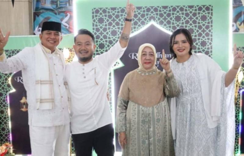 Bupati Bartim Gelar Open House Pererat Silaturahmi